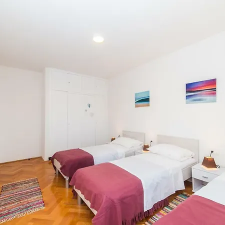 Centaurus Apartment